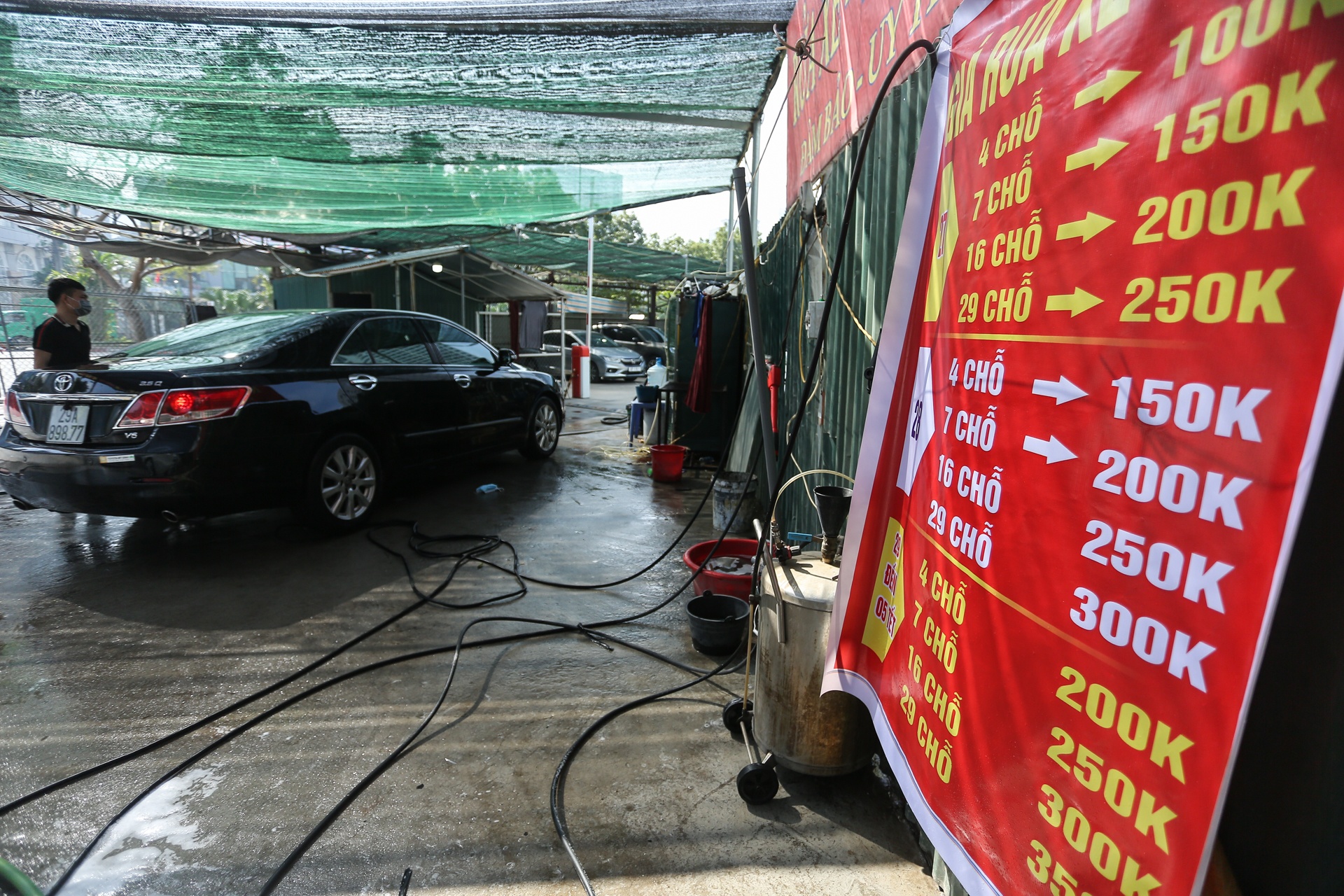 Gia rua xe tang gap 2 lan,  luong khach giam vi dich anh 7