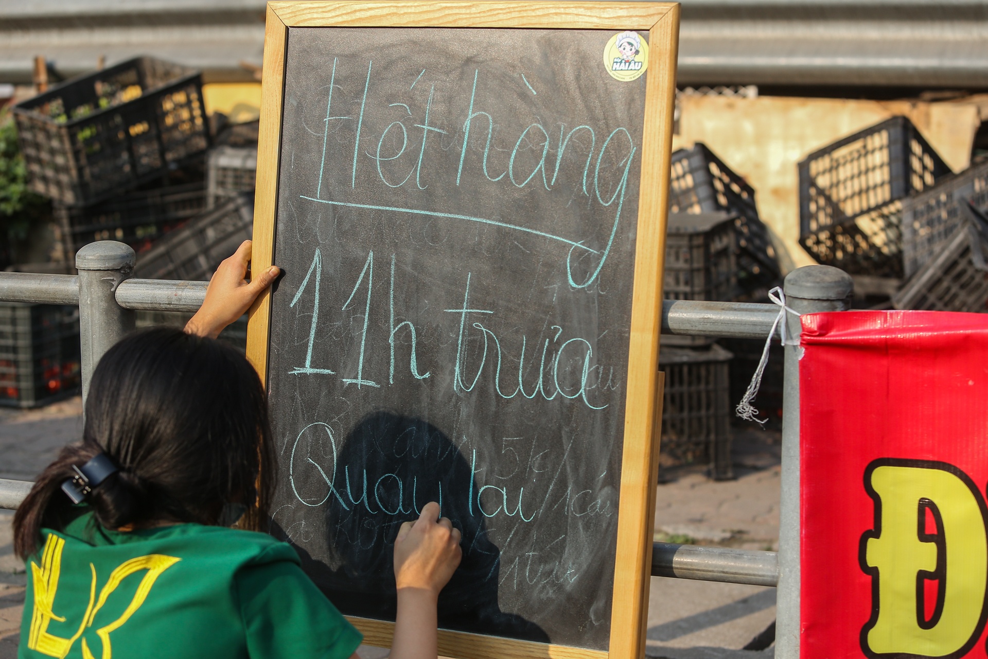 Nguoi Ha Noi chung tay giai cuu nong san anh 10