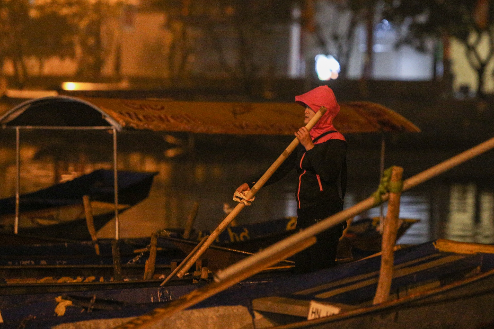 Chua Huong vang ve truoc gio khai mac anh 4