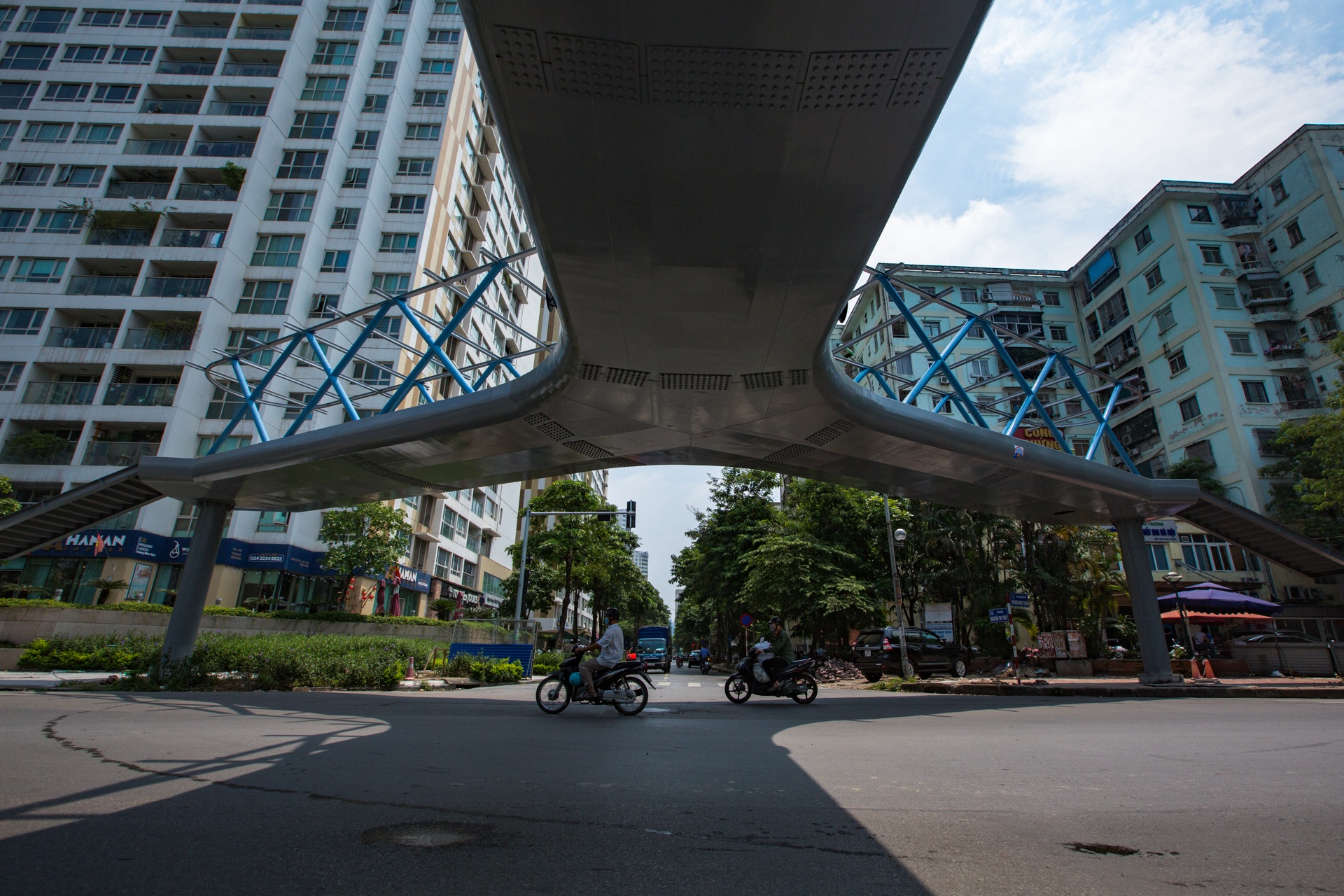Cau vuot bo hanh chu Y dau tien o Ha Noi anh 4