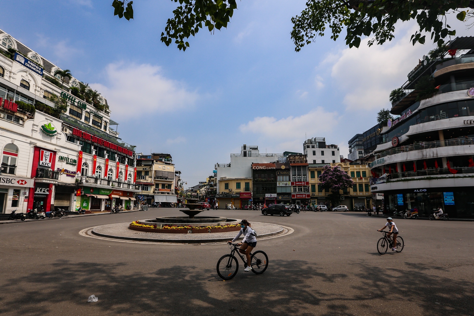 Pho phuong Ha Noi vang ve sau buoi sang ghi nhan so ca nhiem ky luc anh 7