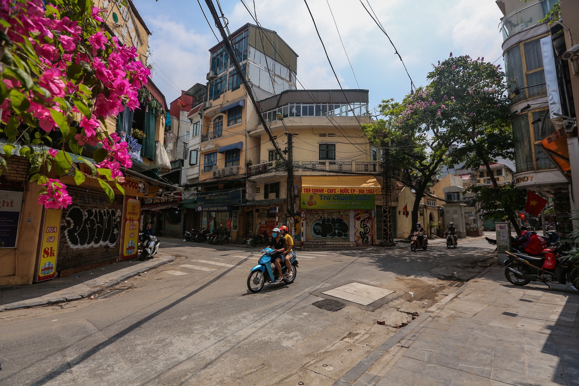 Pho phuong Ha Noi vang ve sau buoi sang ghi nhan so ca nhiem ky luc anh 10