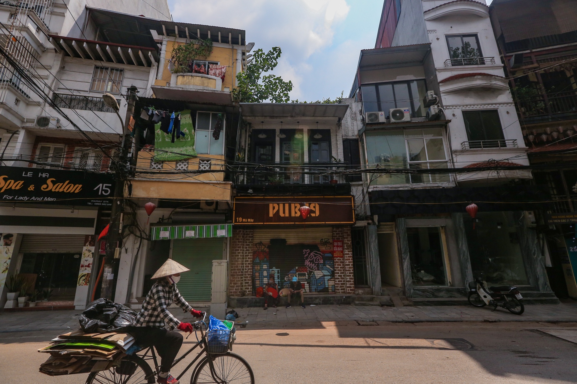 Pho phuong Ha Noi vang ve sau buoi sang ghi nhan so ca nhiem ky luc anh 9