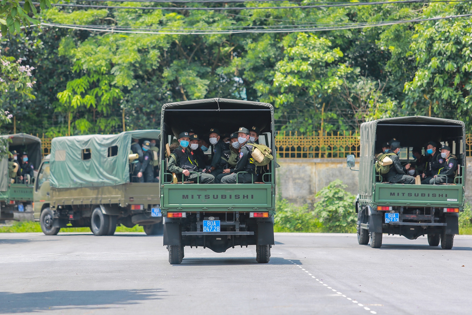 Tang cuong hon 200 can bo chien si canh sat chi vien cho Bac Giang anh 11