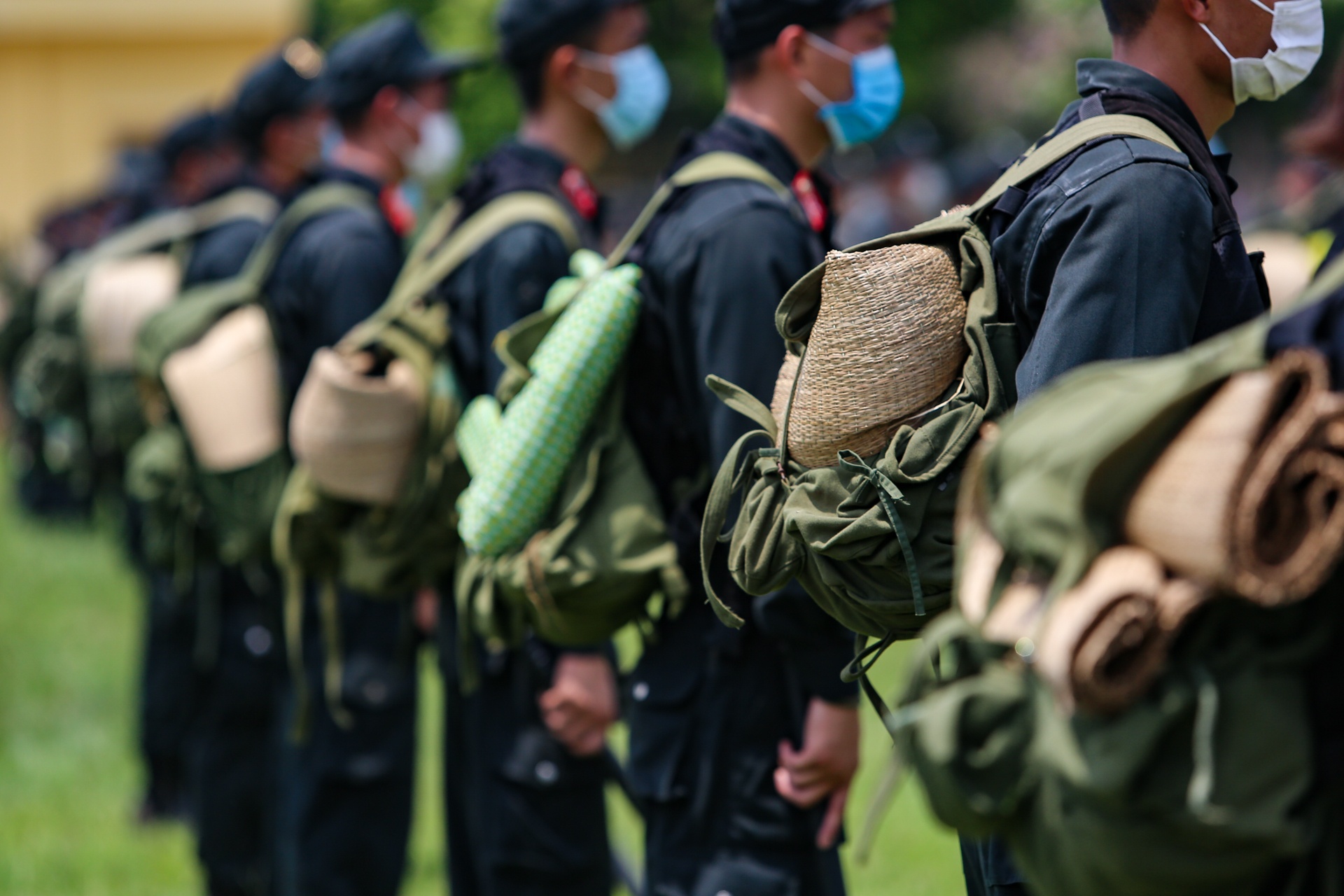 Tang cuong hon 200 can bo chien si canh sat chi vien cho Bac Giang anh 3