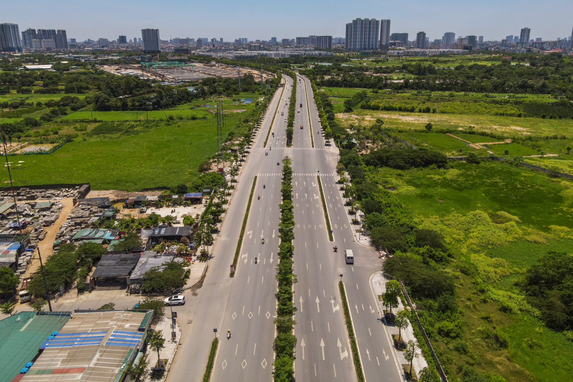 Dai lo nghin ty van ngon ngang sau 1 nam su dung anh 13