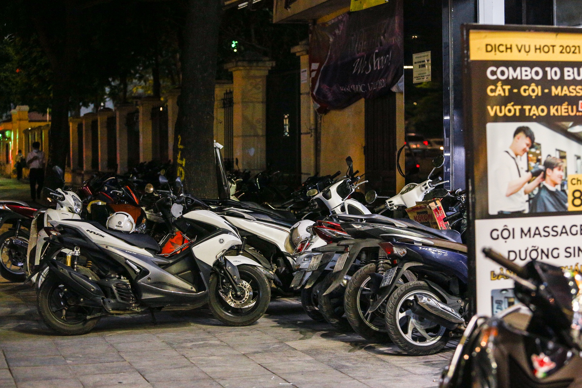 Hang cat toc dong nghit tu chieu toi toi muon truoc gio dong cua anh 9