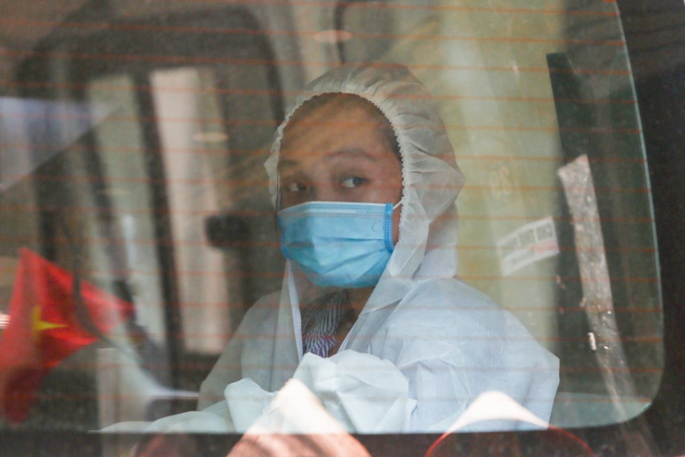 Phong toa noi o cua ca benh 1 tuoi mac Covid-19 hinh anh