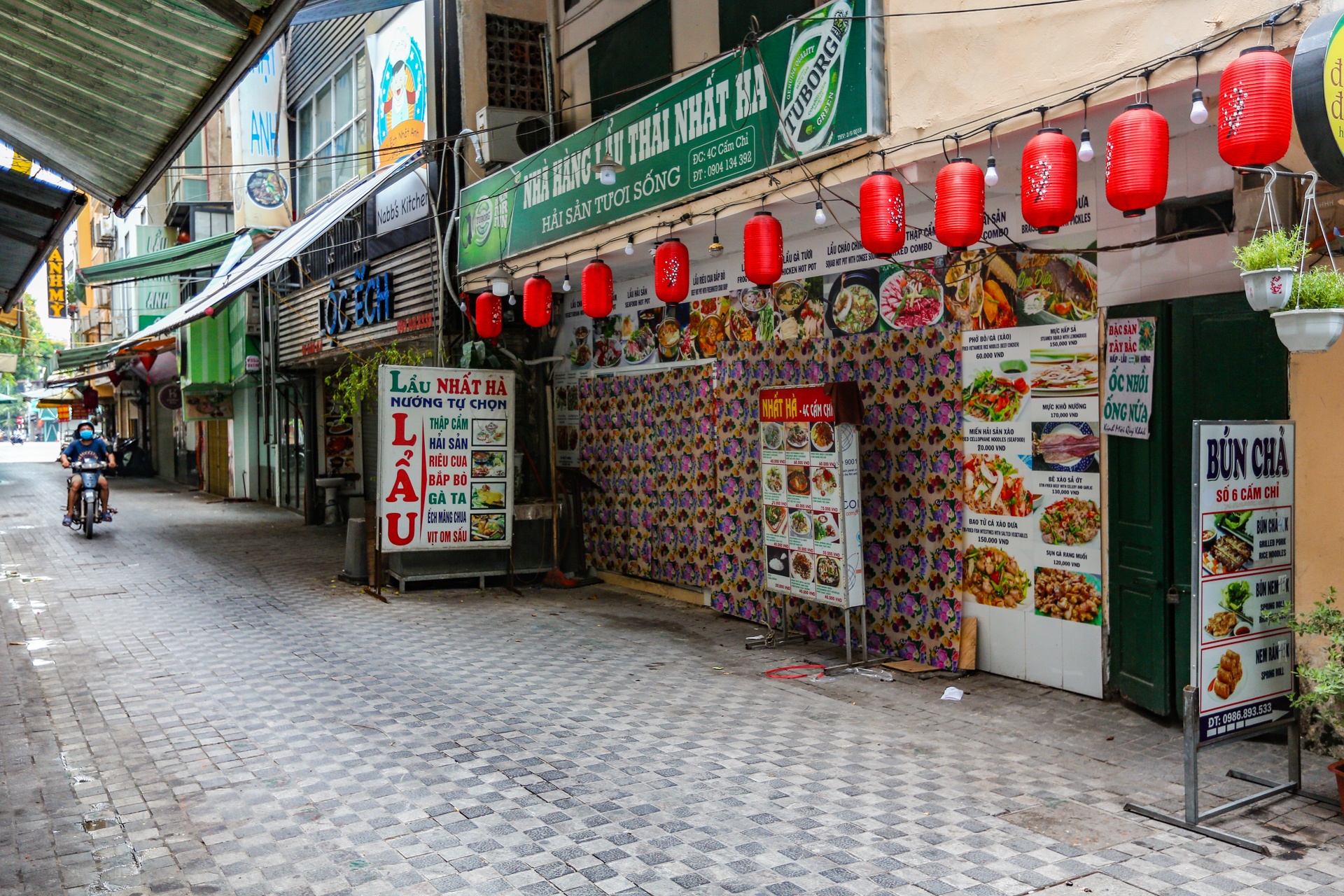 Pho am thuc Tong Duy Tan vang ve mua dich anh 6