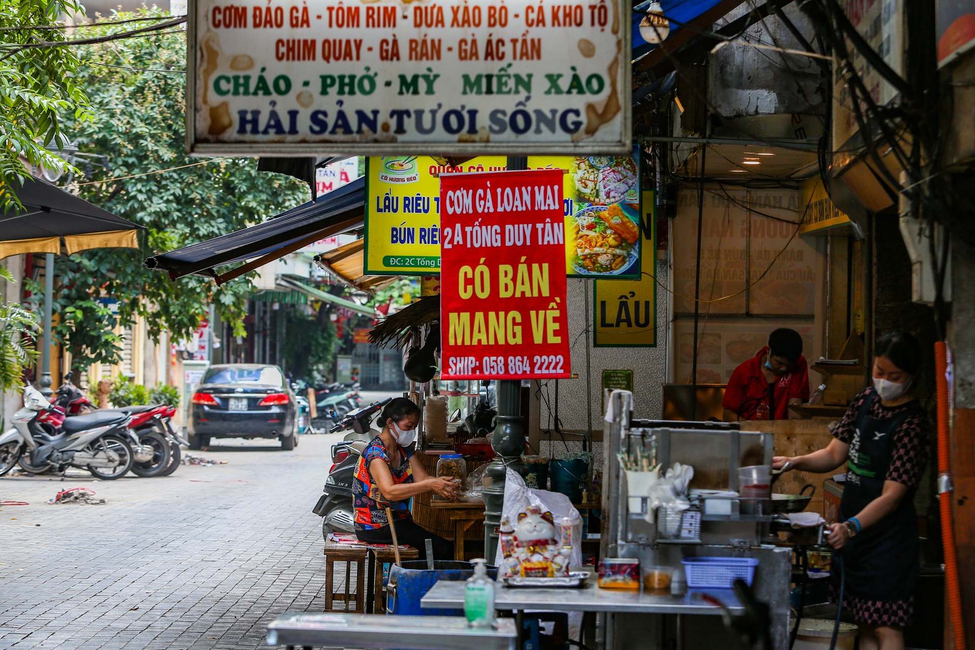 Pho am thuc Tong Duy Tan vang ve mua dich anh 9