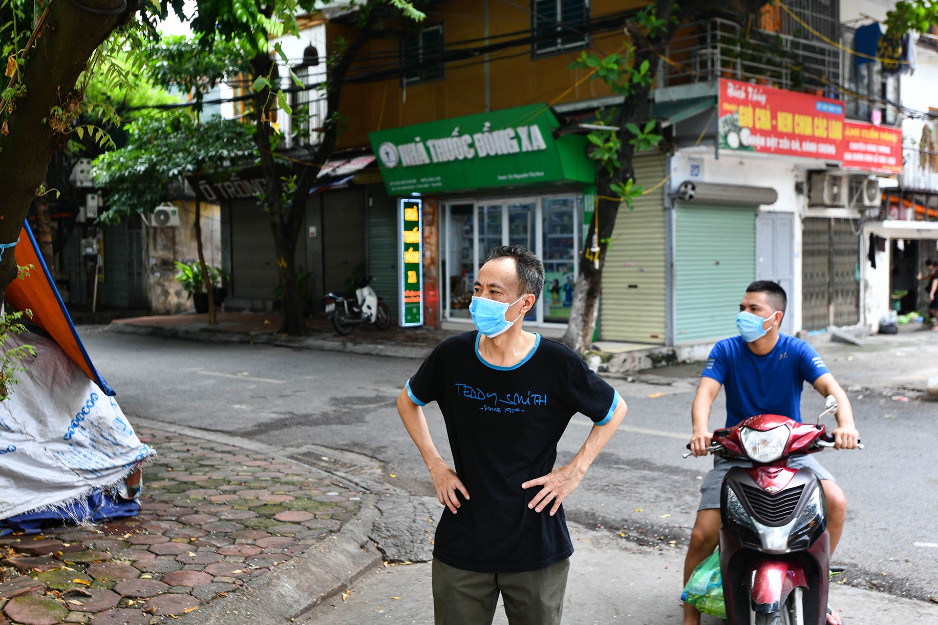 Hang loat cho dau moi o Ha Noi phong toa vi dich Covid-19 anh 10