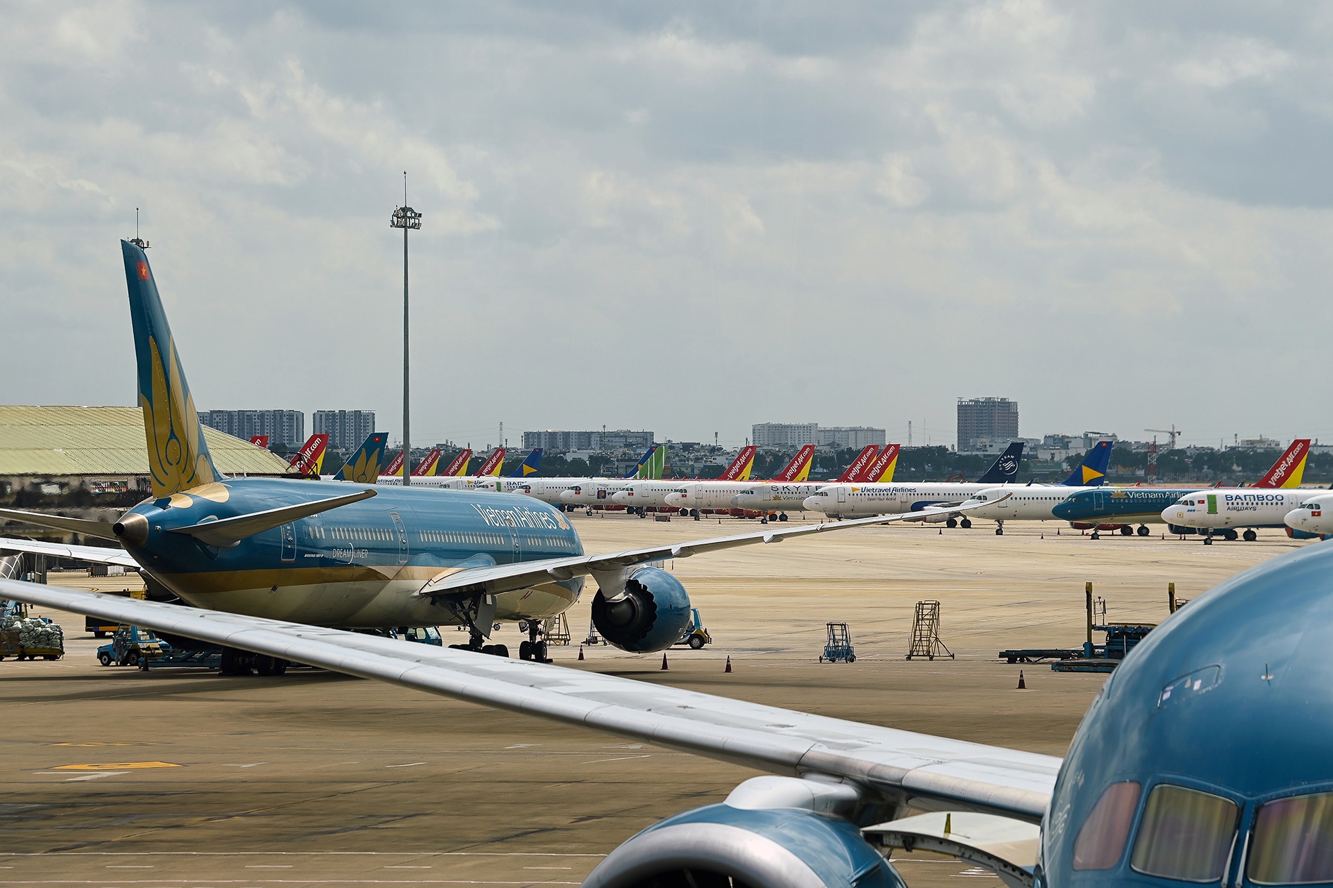 May bay xe khach ngung lan banh anh 2