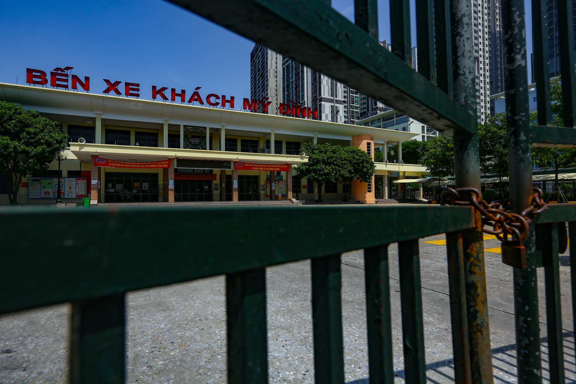 May bay xe khach ngung lan banh anh 13