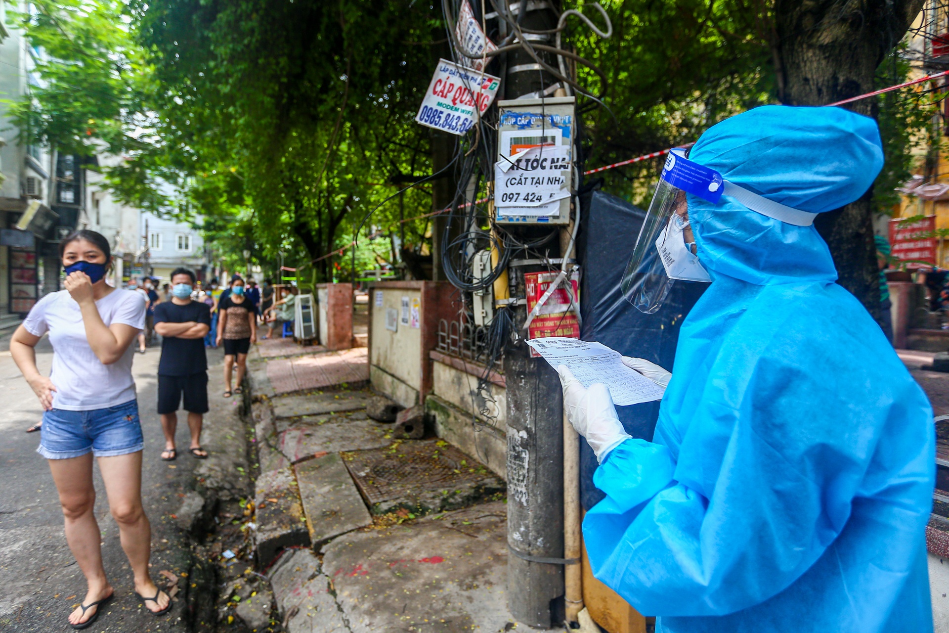 Lay mau toan bo phuong Van Chuong anh 2
