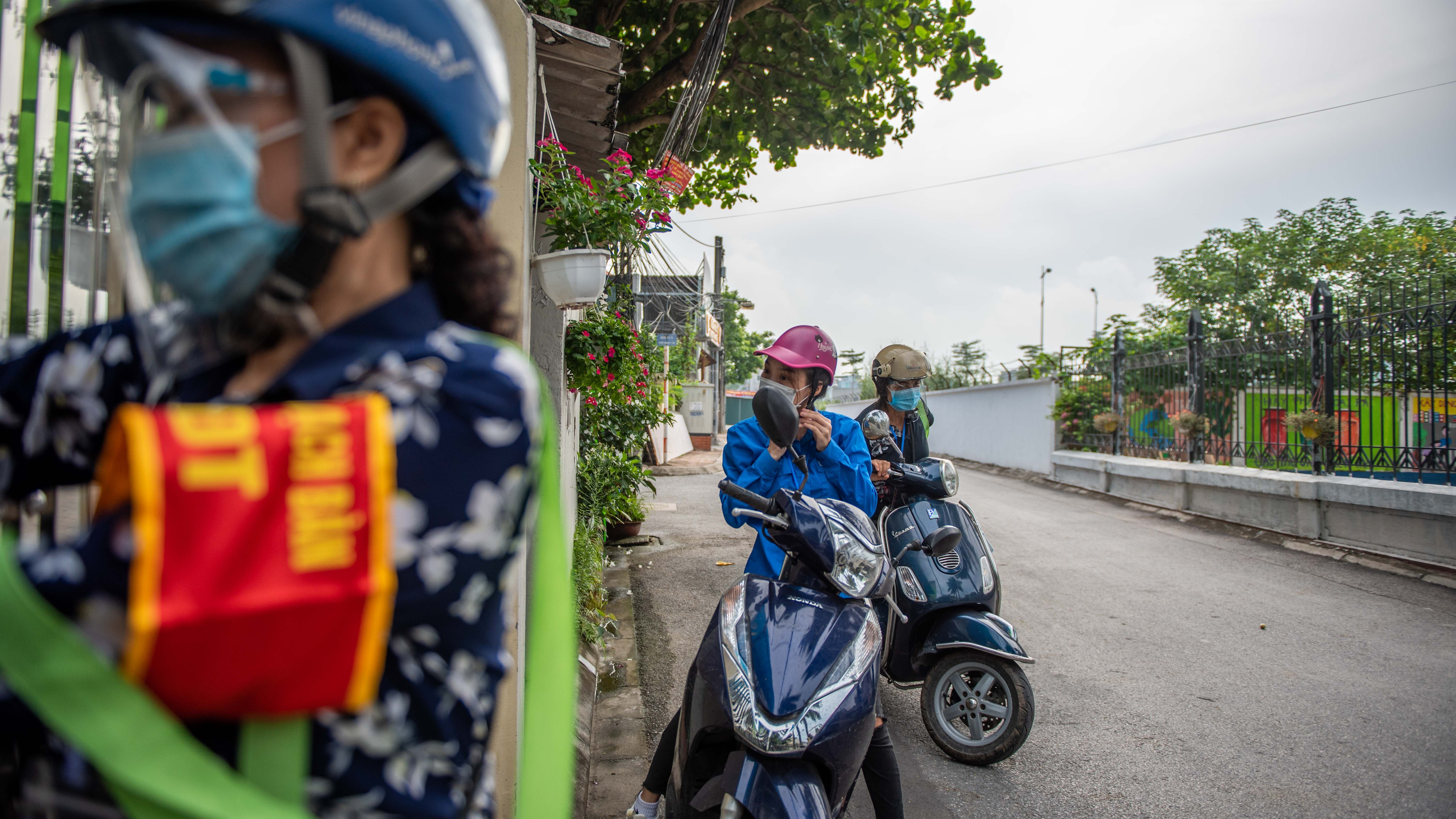 Di cho giup nguoi dan Ha Noi anh 2