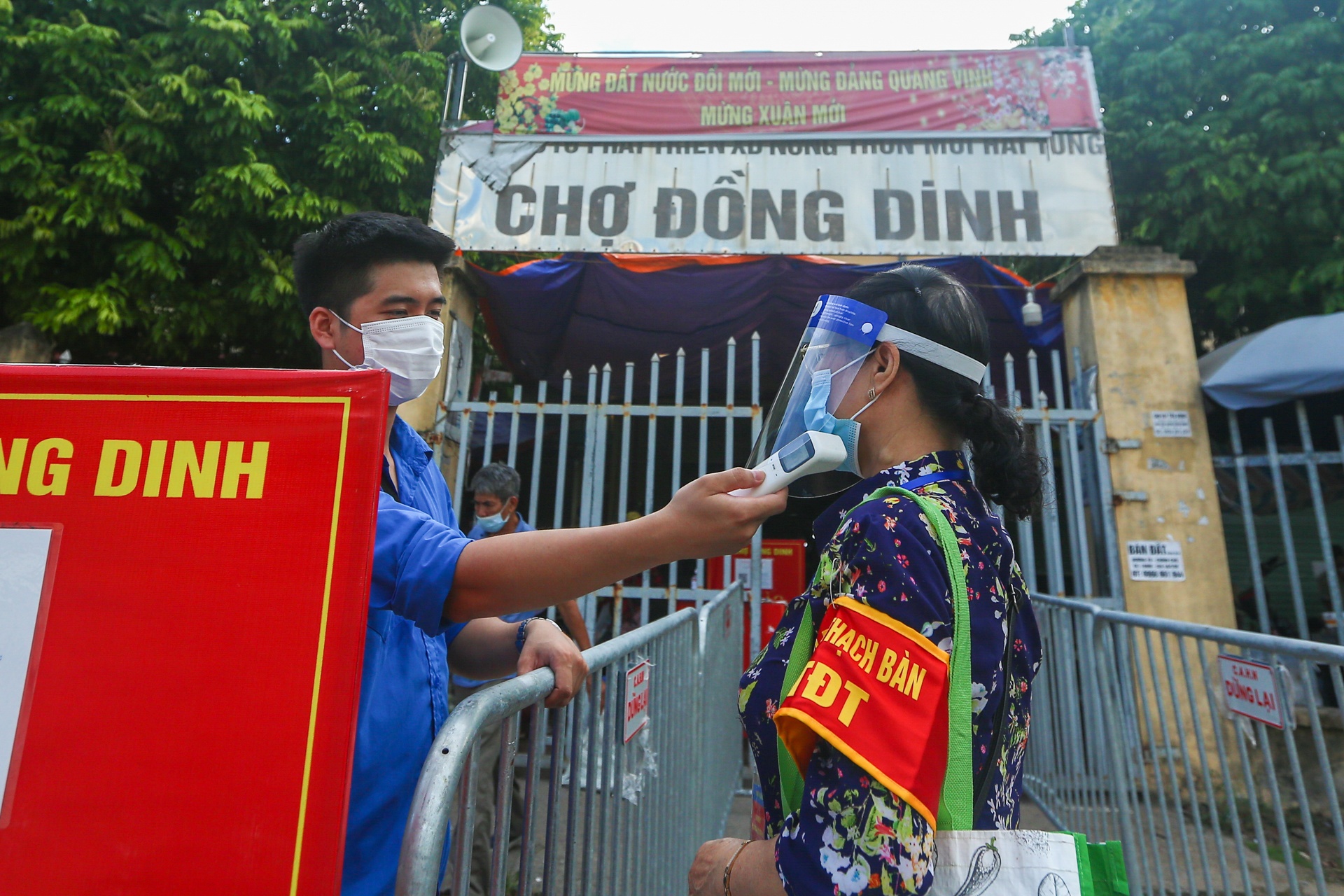 Di cho giup nguoi dan Ha Noi anh 22
