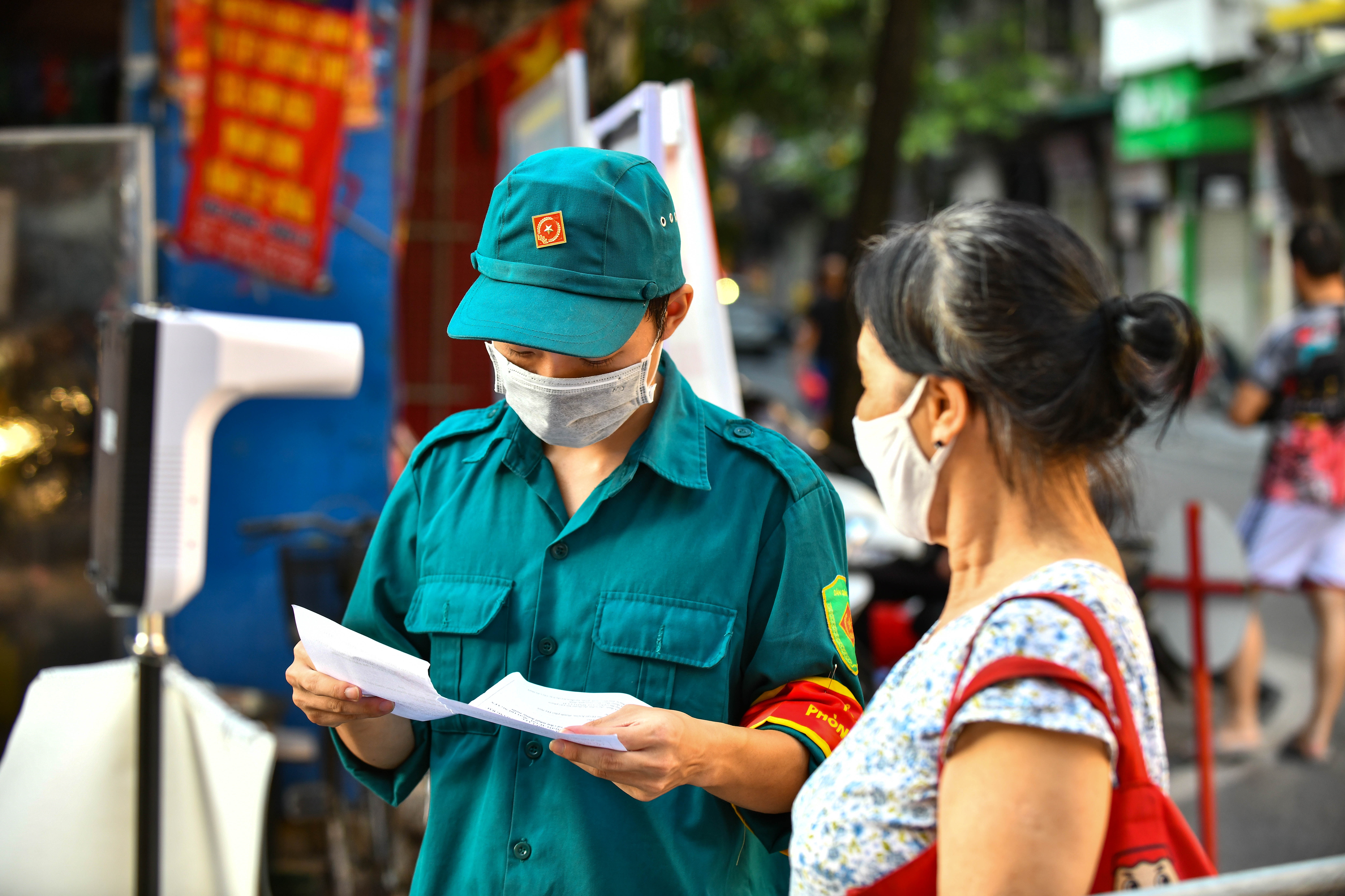 cho Hang Be mo cua tro lai anh 8