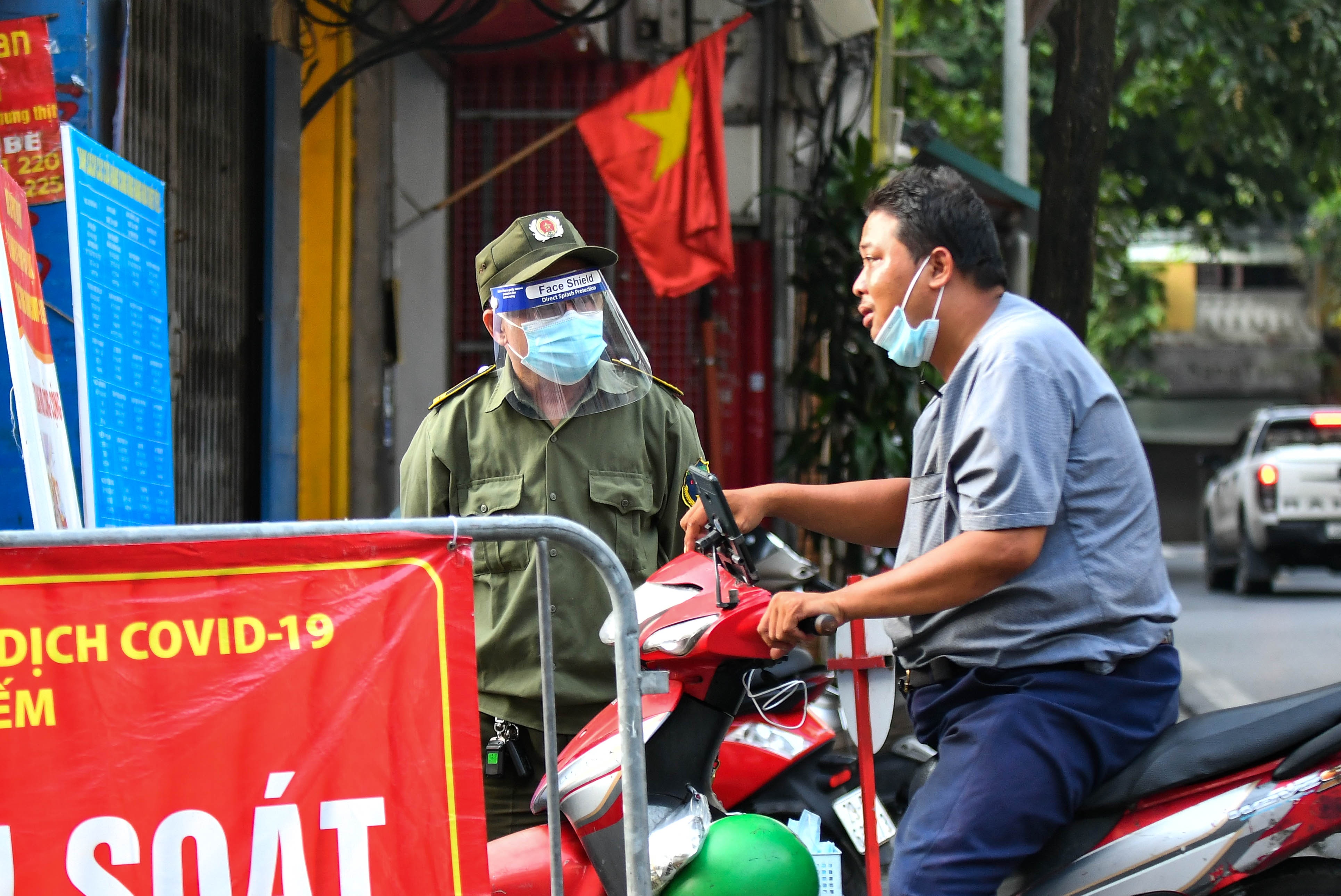 cho Hang Be mo cua tro lai anh 13