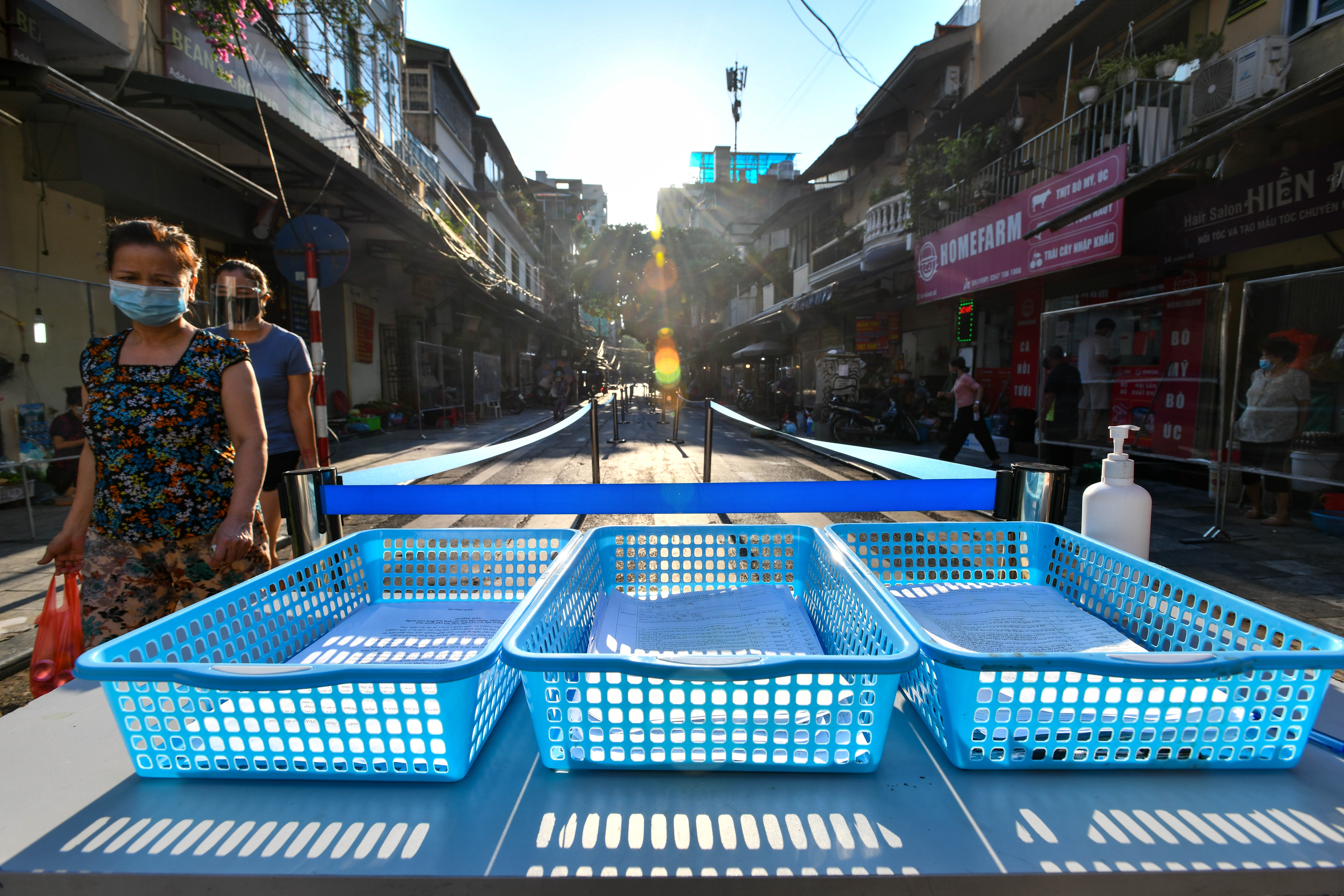 cho Hang Be mo cua tro lai anh 10