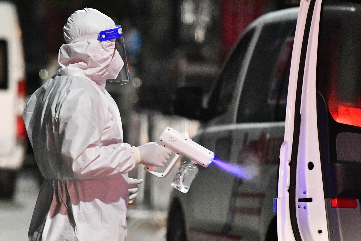 Xuyen dem dua nguoi di cach ly tai o dich Thanh Xuan Trung anh 5