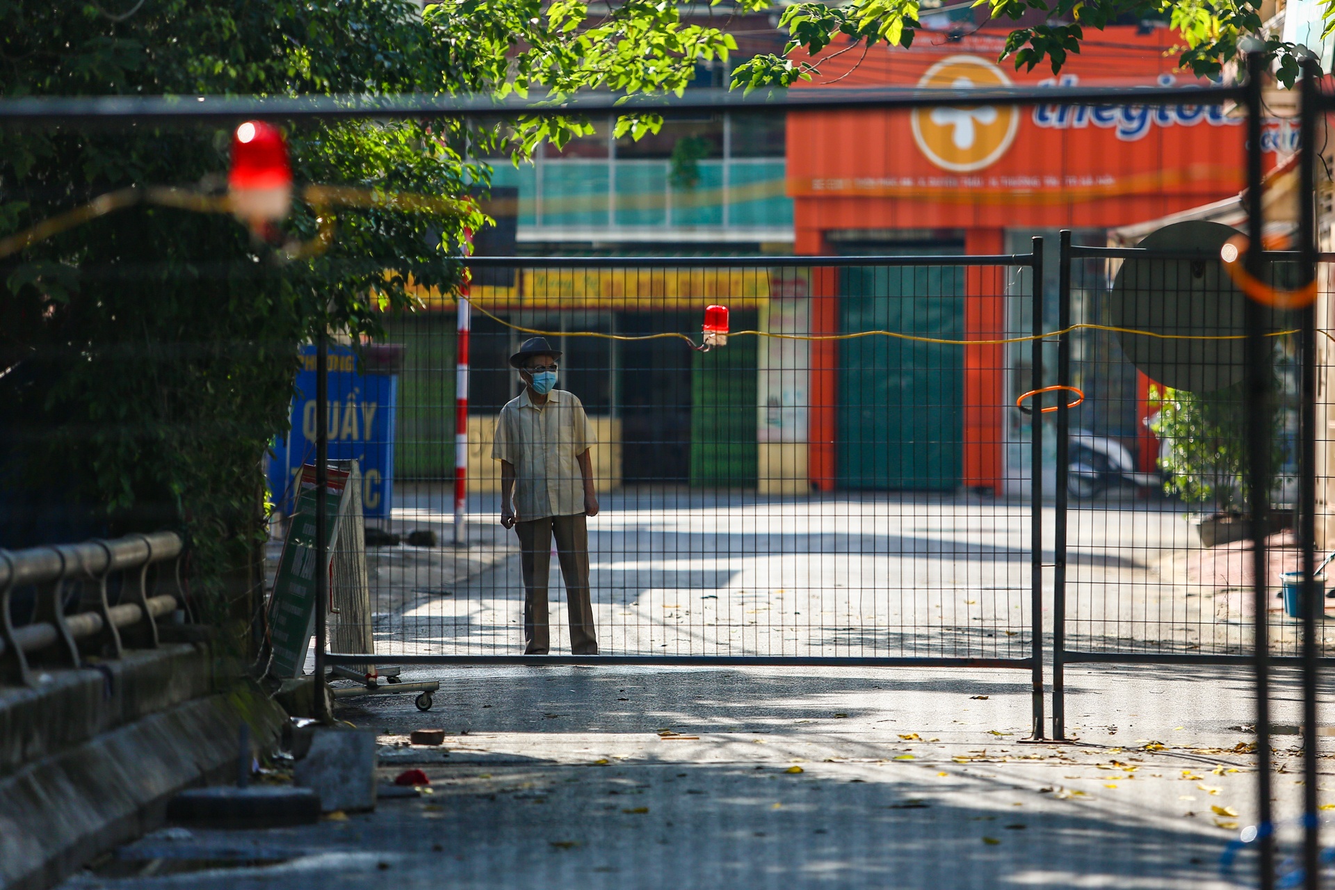 30 chot chan cung ngan nguoi dan vao vung dich o Ha Noi anh 5