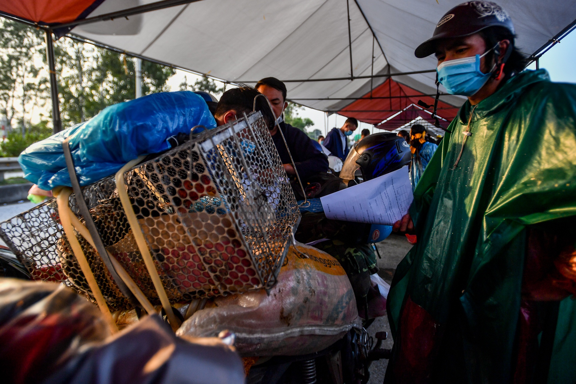 canh doi tren hanh trinh ve que anh 11
