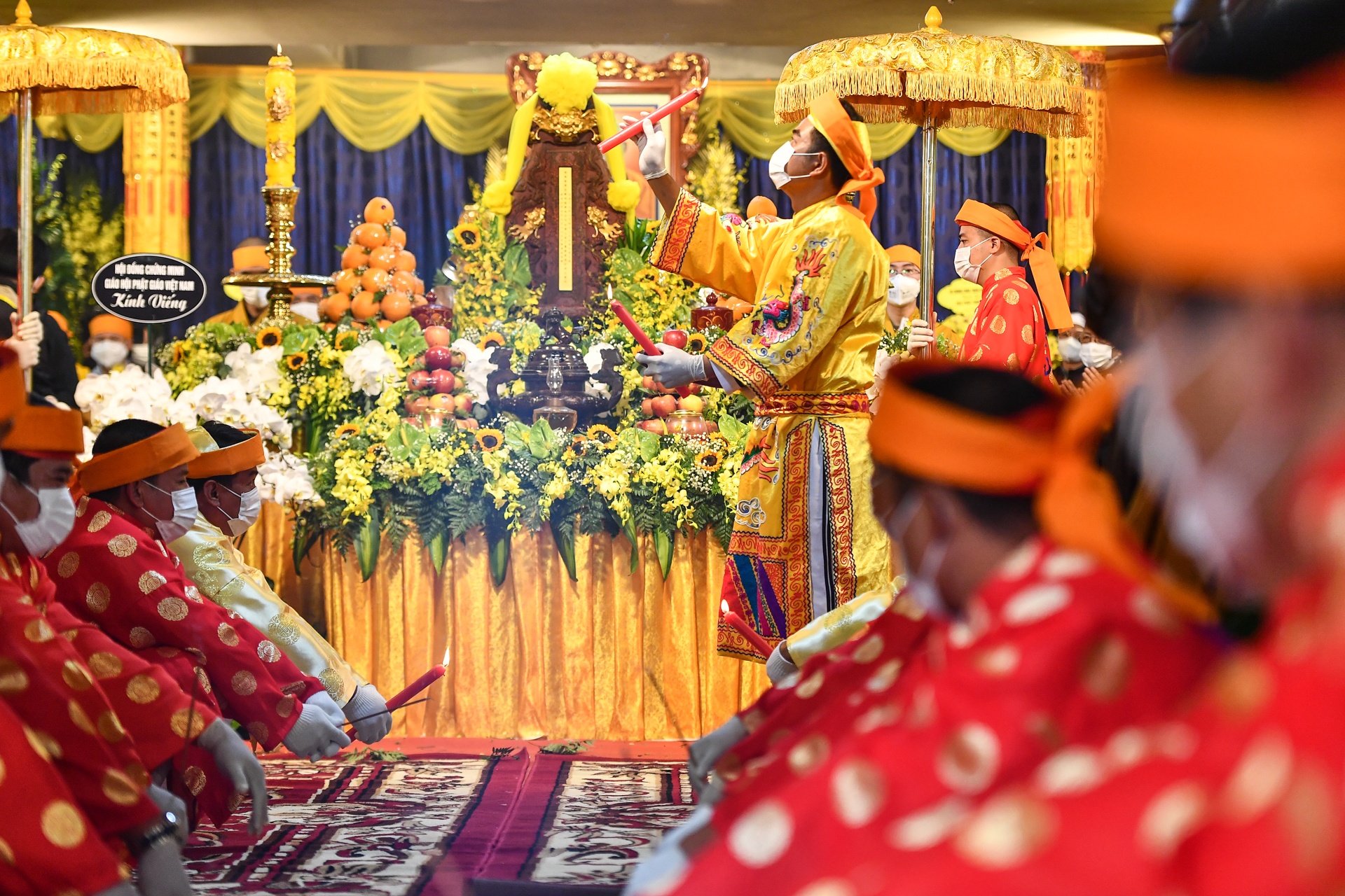 Nguoi dan,  phat tu xuc dong tien dua co Dai lao Hoa thuong anh 6