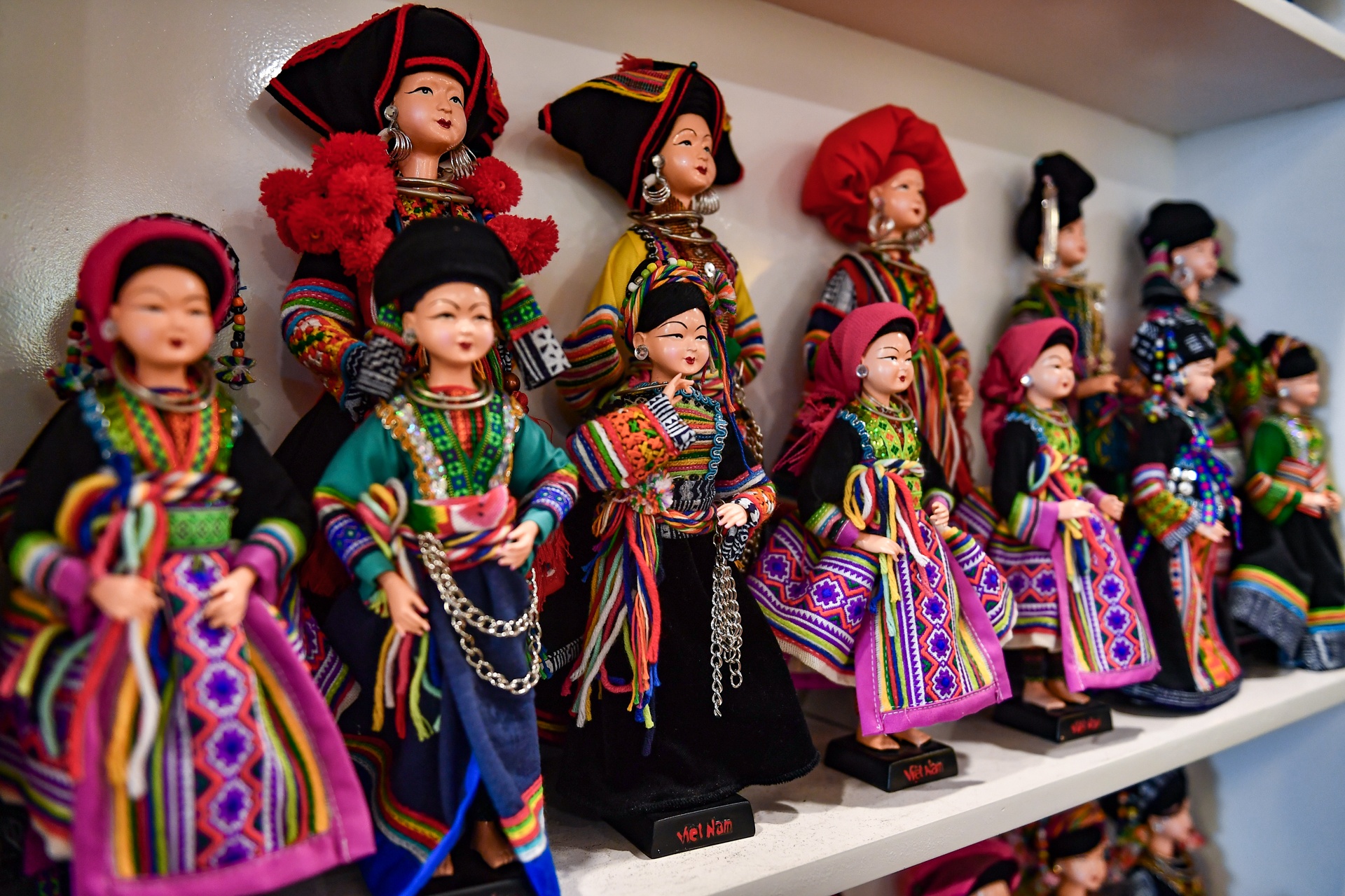 trang phuc truyen thong cua dan toc Viet Nam qua bup be anh 3