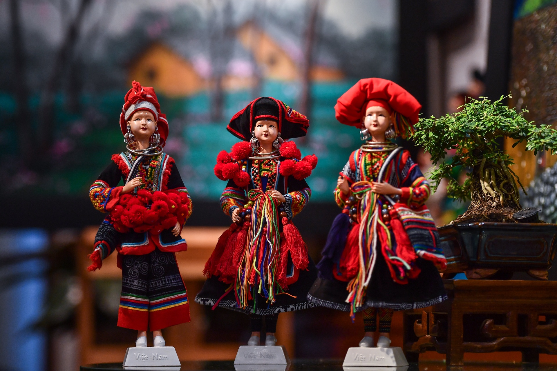 trang phuc truyen thong cua dan toc Viet Nam qua bup be anh 8