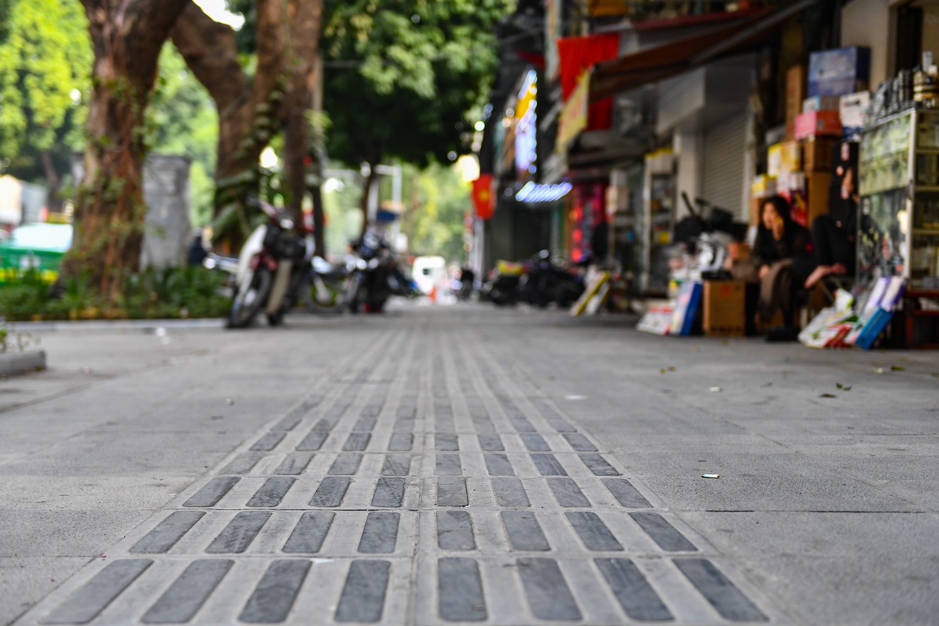 5 tuyen pho Ha Noi cho phep kinh doanh tren via he anh 2