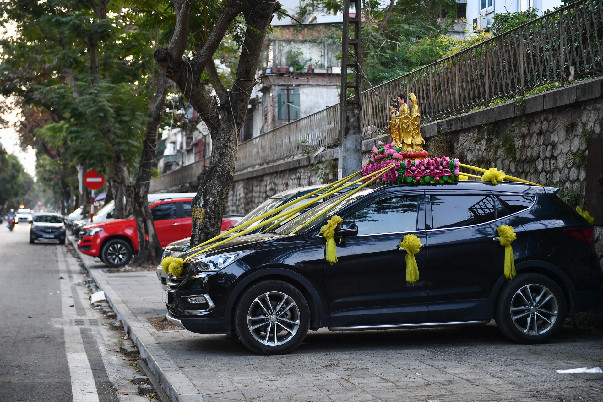 5 tuyen pho Ha Noi cho phep kinh doanh tren via he anh 11
