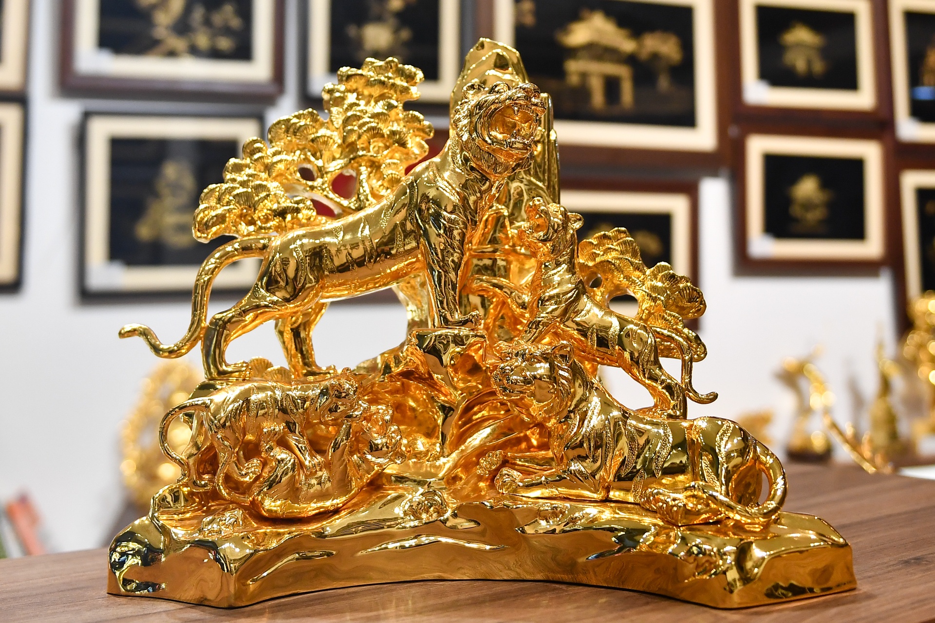 Tuong ho ma vang tien trieu hut khach dip Tet Nham Dan anh 7