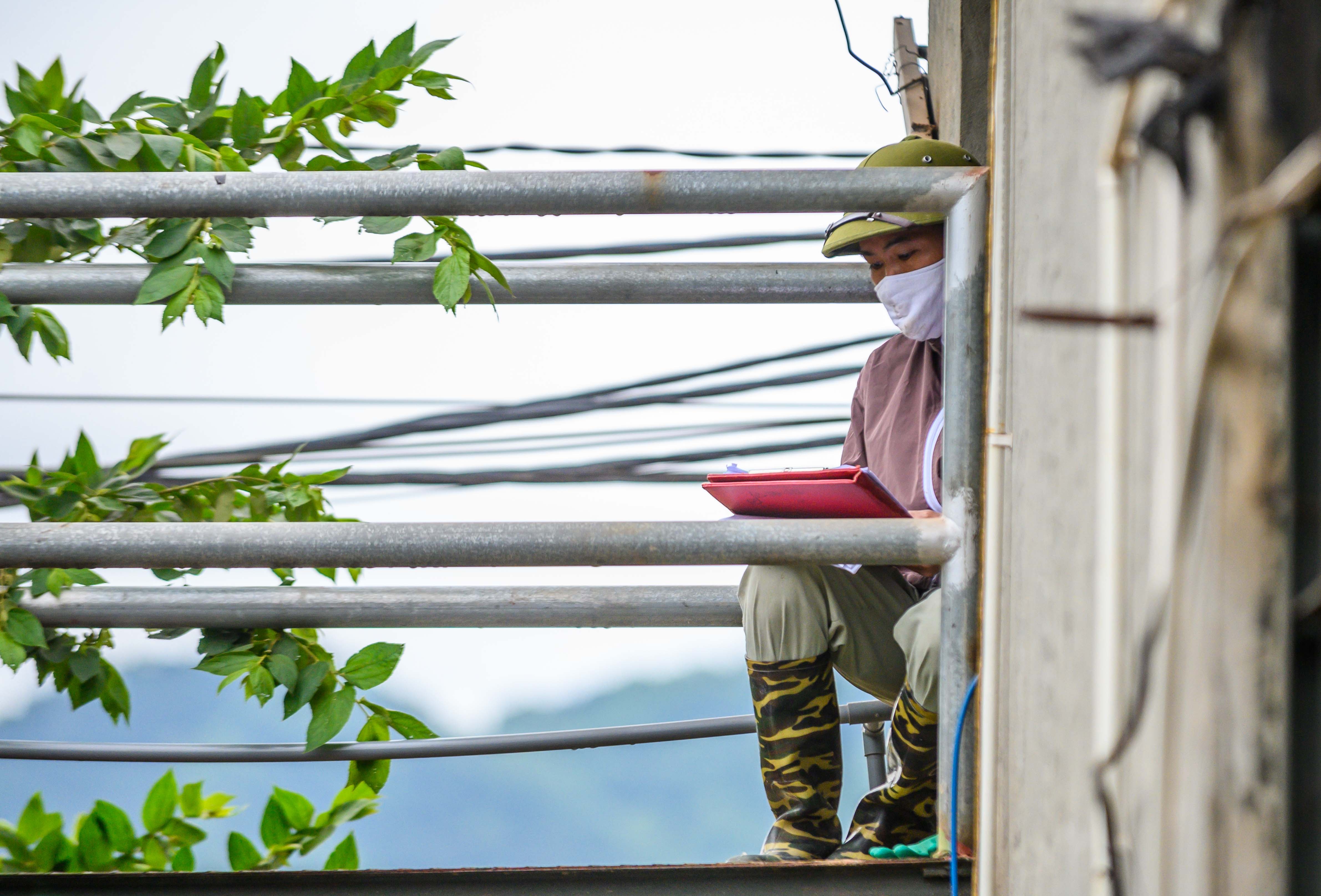 Chuyen ve nhung chua son lam duoc giai cuu anh 7