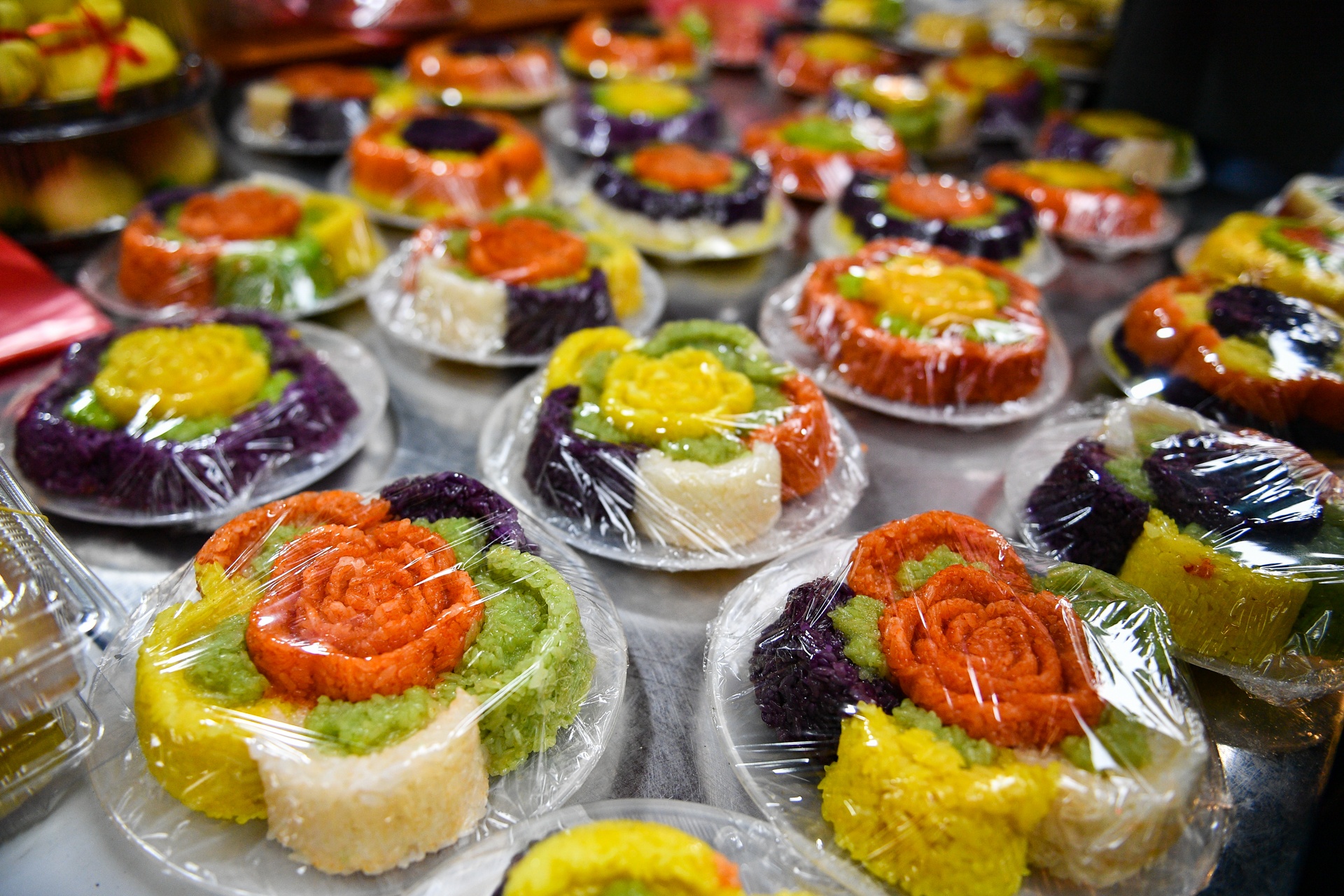 Ga ngam hoa hong cung giao thua dat khach anh 11