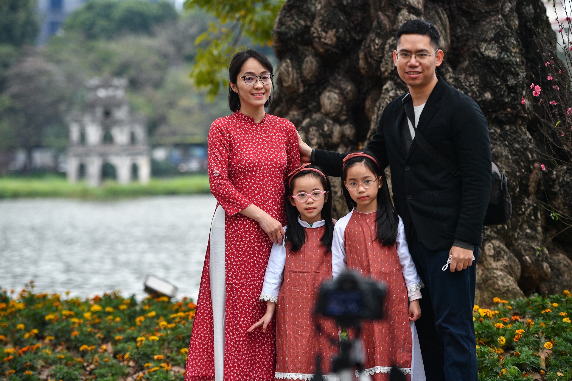 Dong nghit nguoi du xuan ngay dau nam moi anh 4