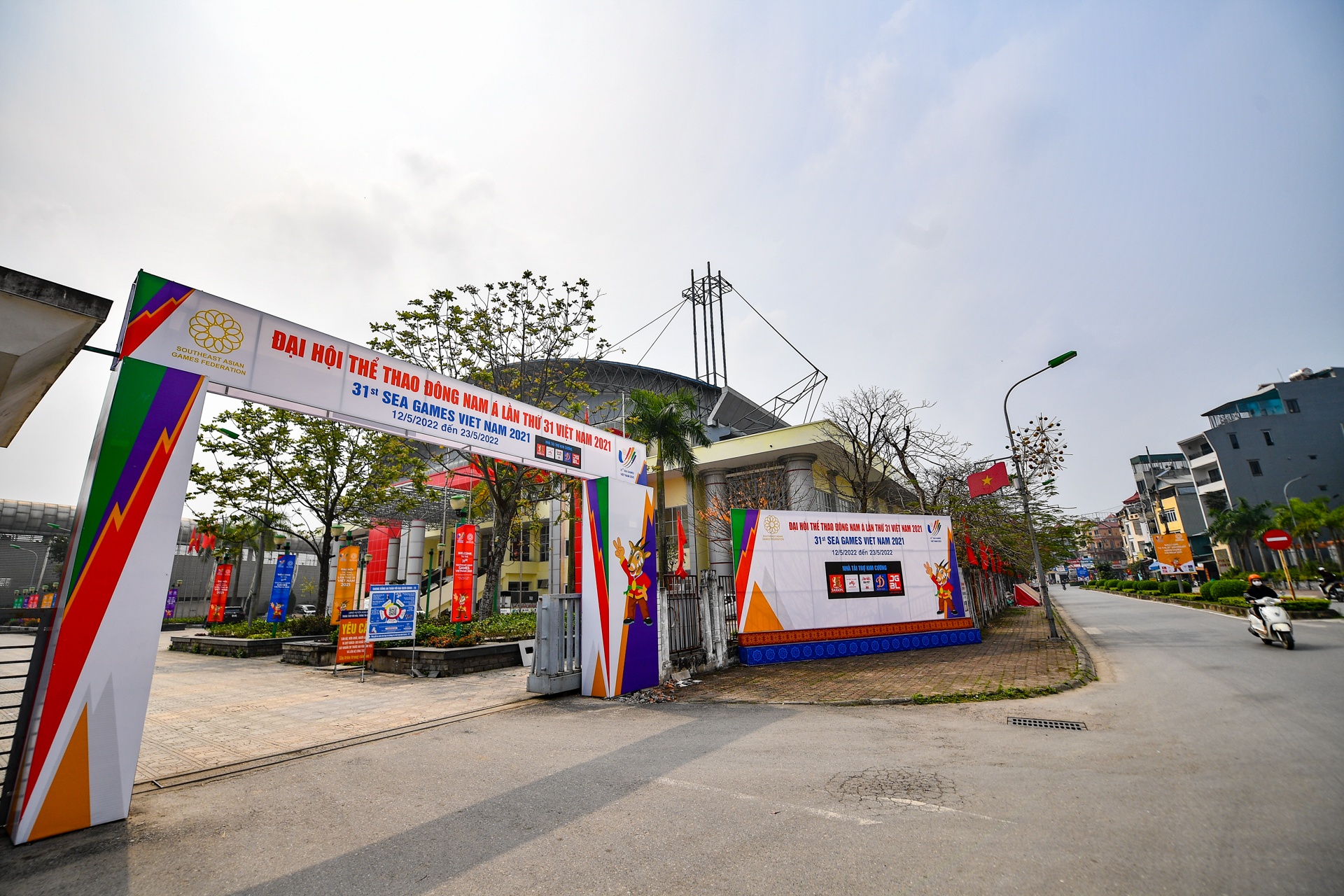 Hai nha thi dau ngoai thanh Ha Noi san sang cho SEA Games 31 anh 7