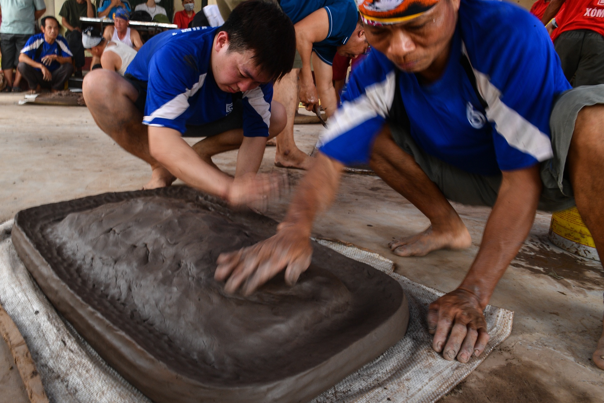 Phao dat Tu Ky no to ngang sam dip 30/4 anh 3