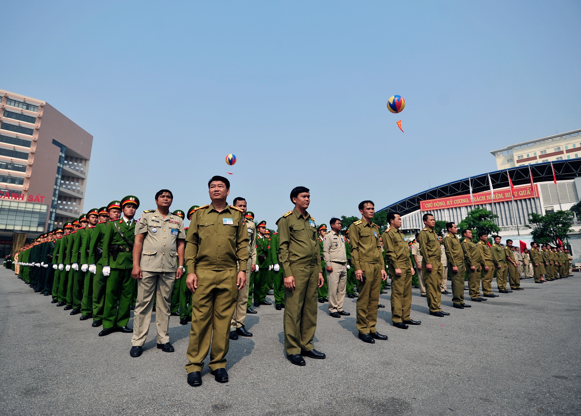Năm học này, học viện chào đón  hơn 1.000 học viên khóa đại học chính quy D40, gần 400 nghiên cứu sinh và học viên cao học cùng hơn 400 học viên hệ lãnh đạo, chỉ huy Việt Nam và quốc tế.