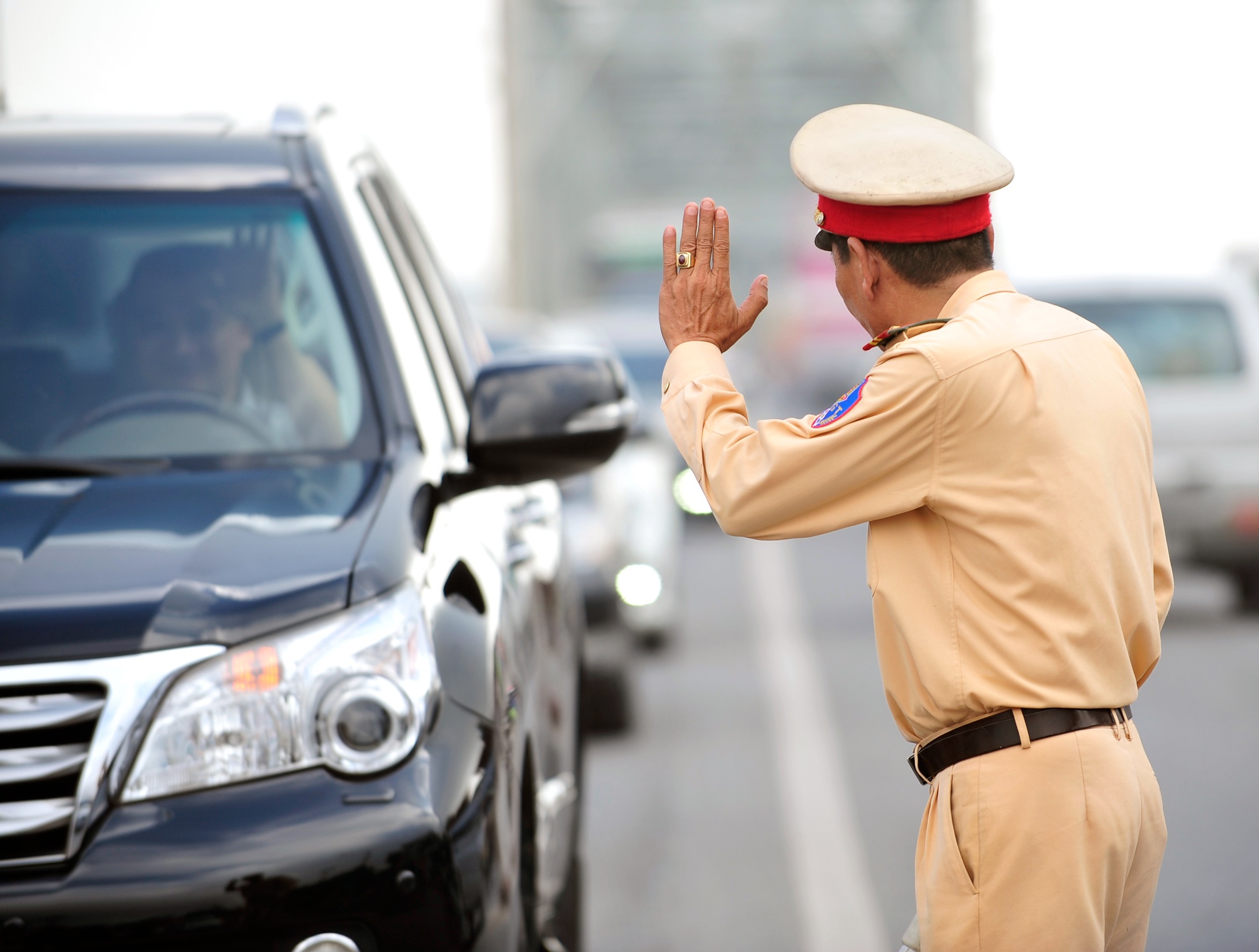 Ca truc cuoi cua canh sat 'cong dan uu tu thu do' hinh anh