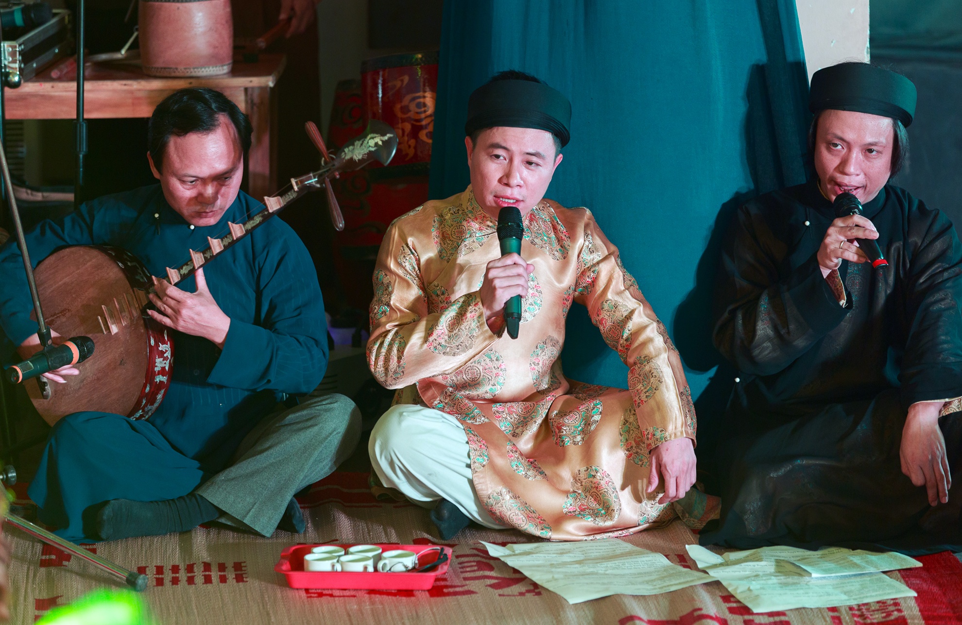 Theo giảng viên Trịnh Lê Anh - trường ĐH KHXH và Nhân Văn thì đây là thông tin cần thiết mà sinh viên du lịch, quản lý văn hóa cần phải biết và hiểu rõ. Từ đó các bạn sẽ nhận ra được đâu là văn hóa tín ngưỡng thờ Mẫu, đâu là tính tâm linh hay là mê tín dị đoan.