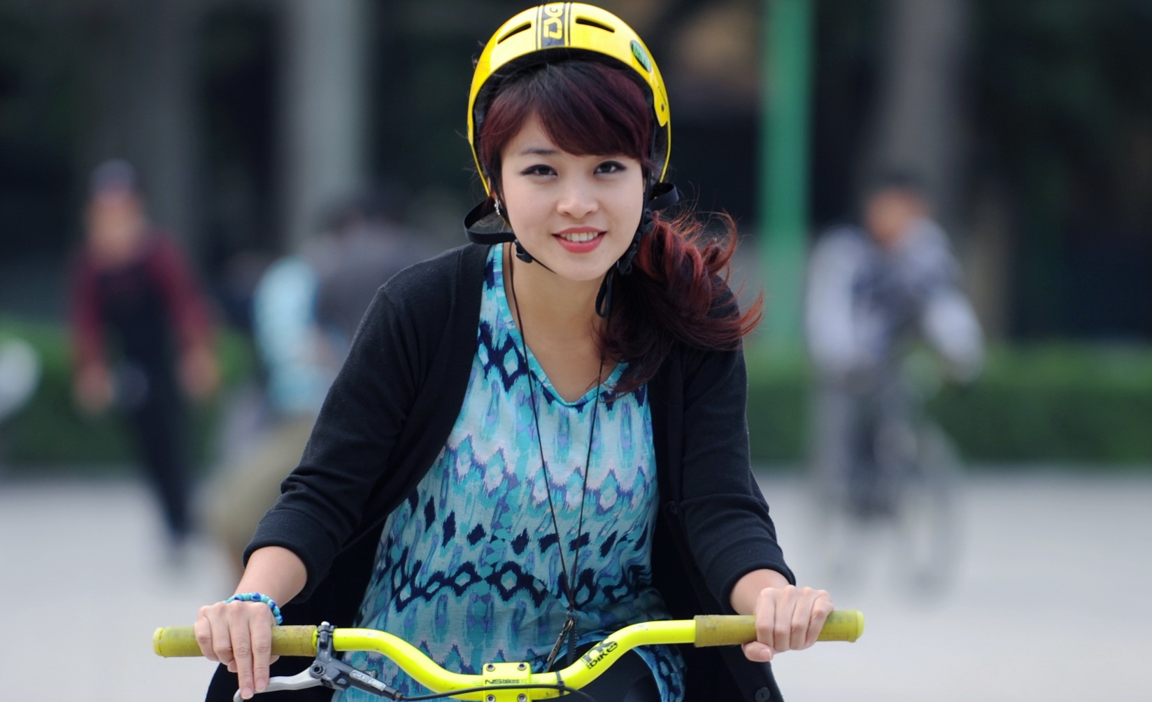 Quynh Anh - MC xinh dep dam me the thao mao hiem hinh anh