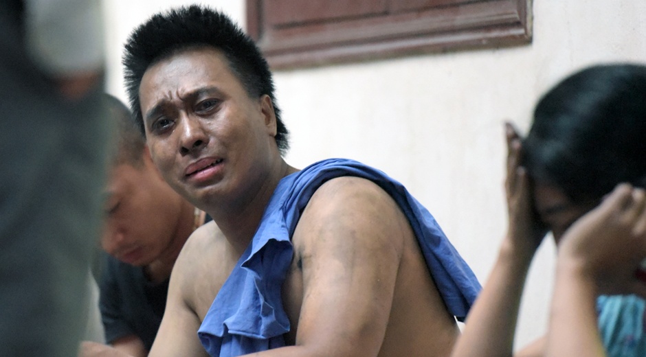 Chay luc nua dem, 5 nguoi trong gia dinh thiet mang hinh anh