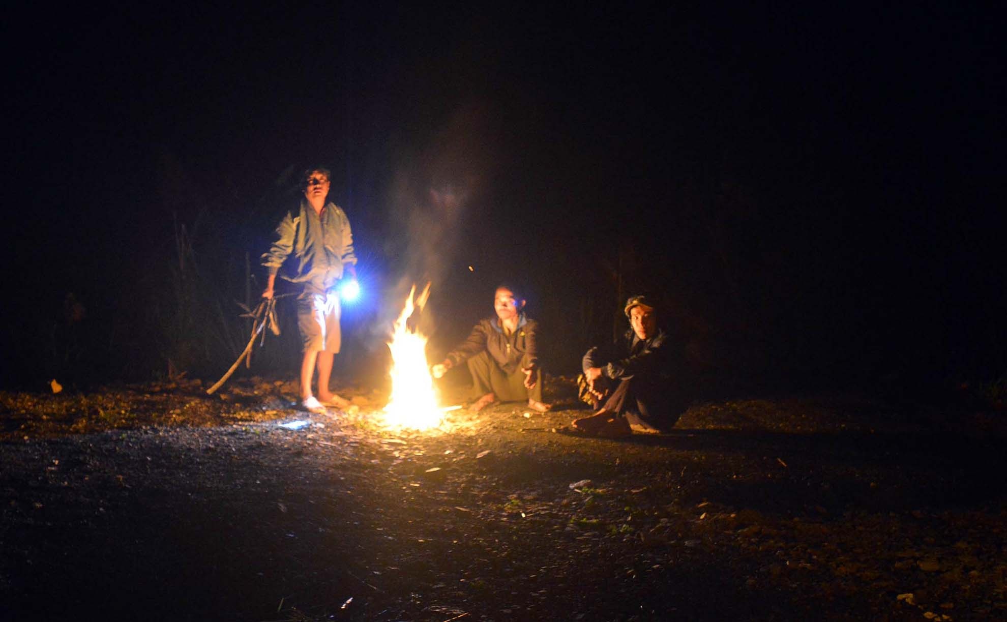 Xe bon dam xe khach anh 5