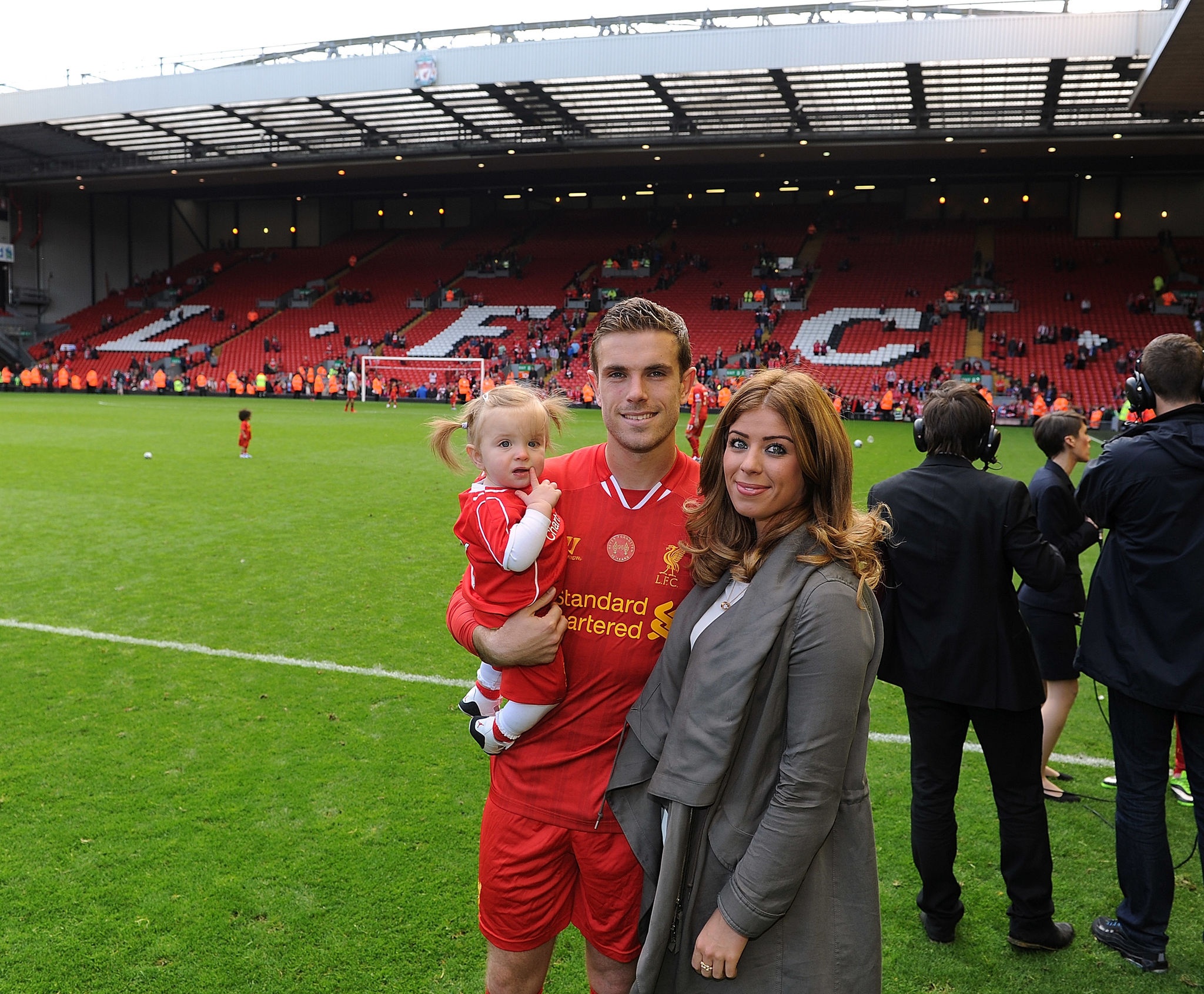 Bong hong lang tham phia sau doi truong Liverpool anh 8