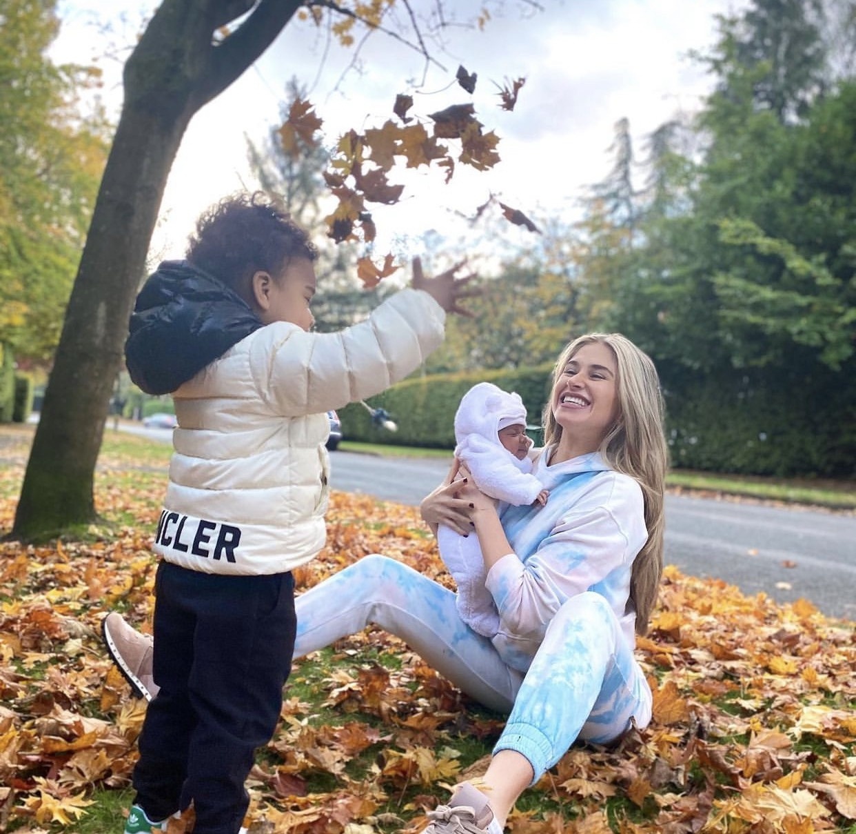 Moi tinh kin tieng cua Paul Pogba anh 8