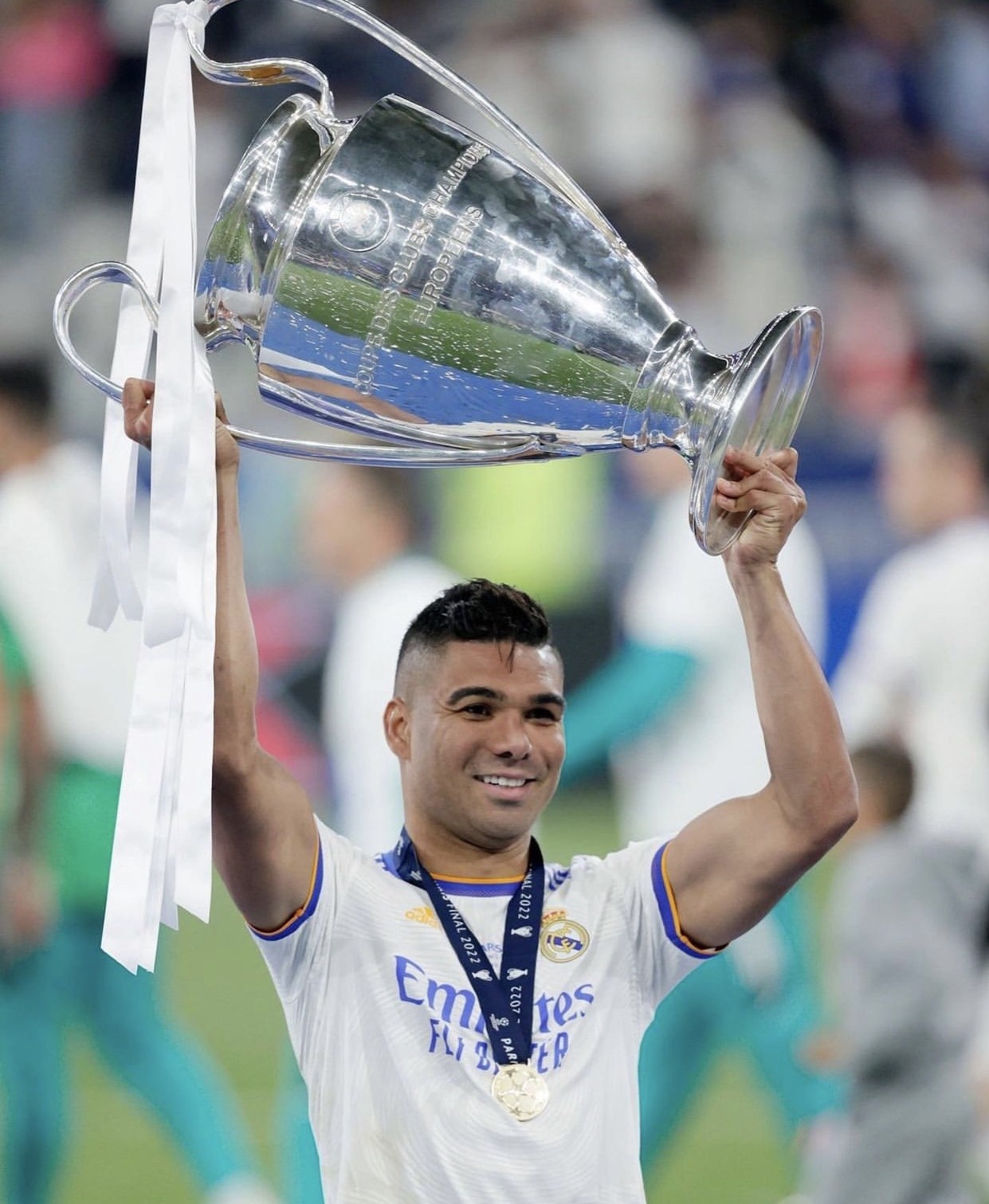 Vo cua Casemiro anh 1