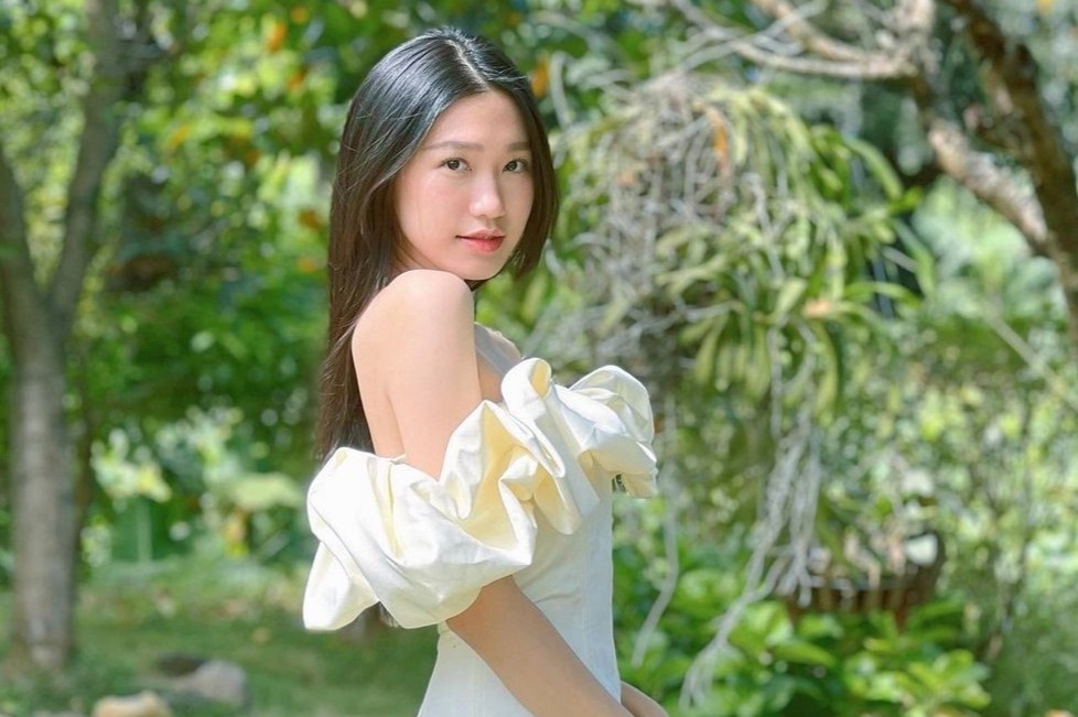 Dan WAGs CLB Ha Noi hinh anh