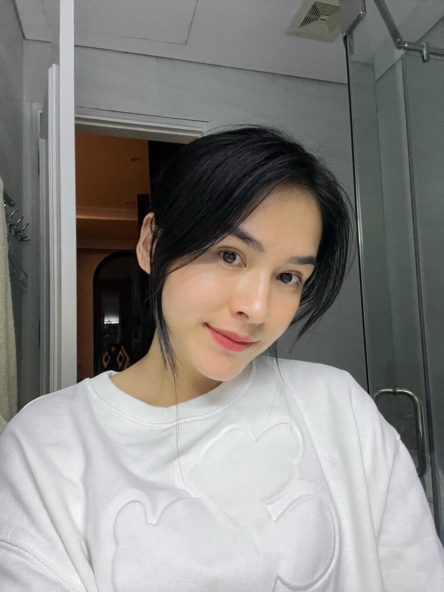 WAGs CLB Ha Noi anh 7