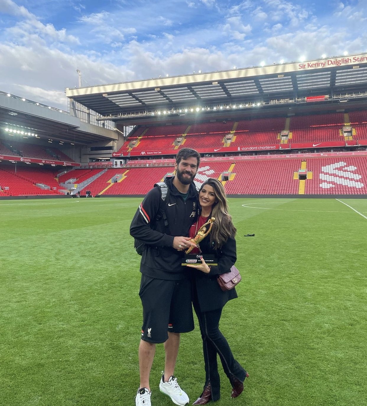 Ban gai Liverpool va MU anh 3