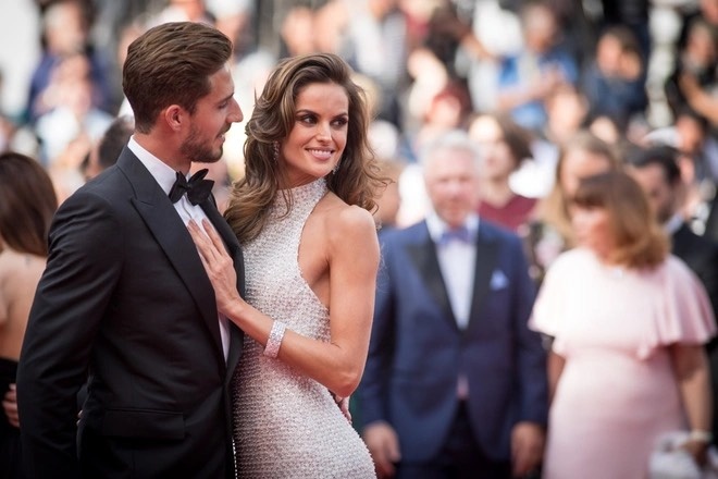 Ban gai Kevin Trapp anh 9